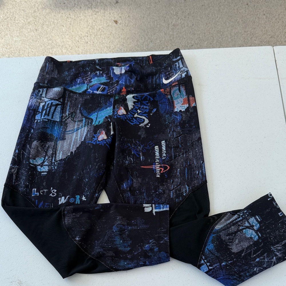 Nike Kids' Black and Blue Patterned Leggings
